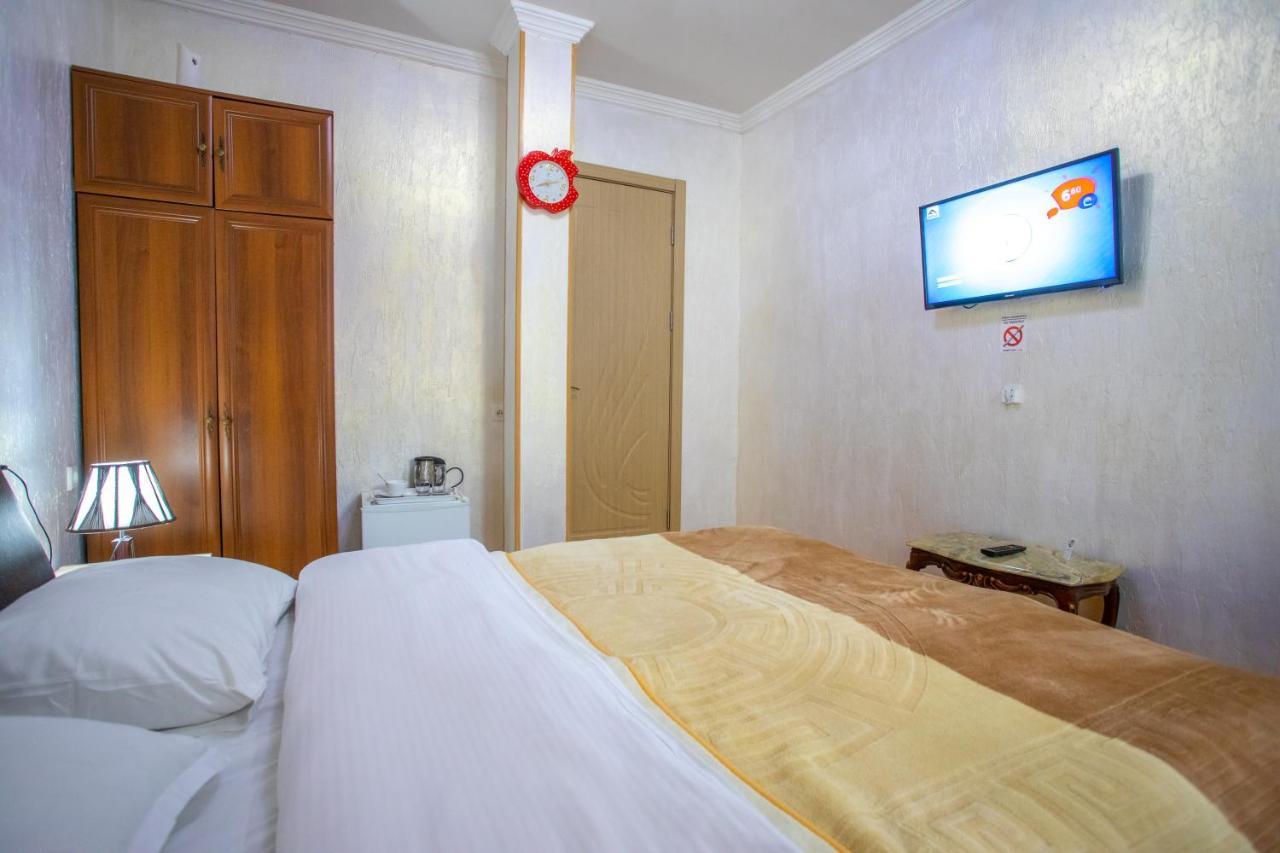 Hotel Mkudro Kutaisi Eksteriør bilde