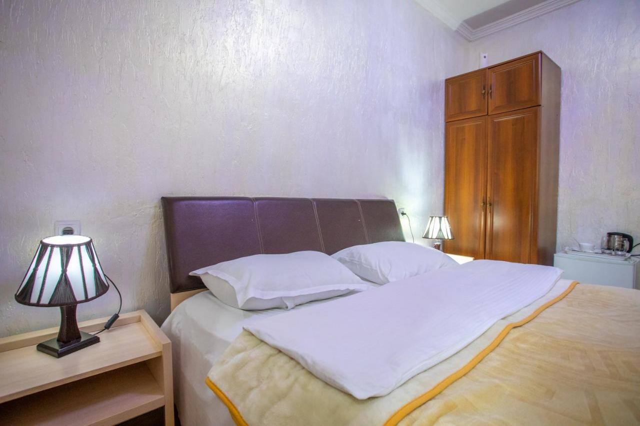 Hotel Mkudro Kutaisi Eksteriør bilde